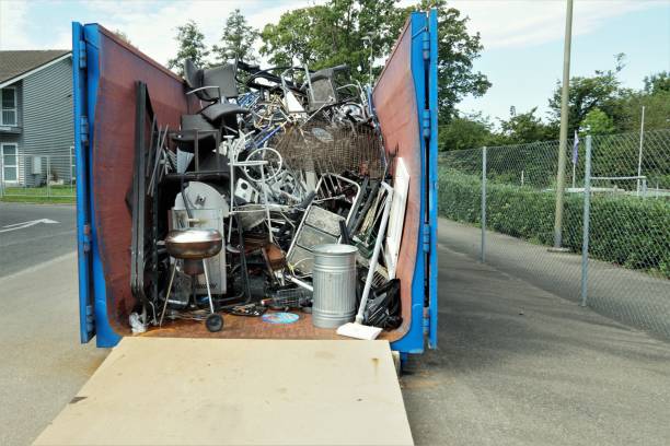 Best Yard Waste Removal  in Holdrege, NE