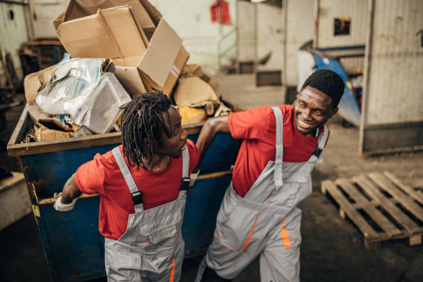 Best Junk Hauling Services  in Holdrege, NE