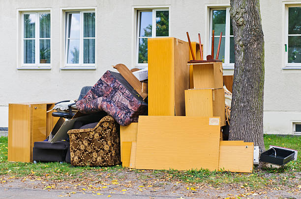 Best Construction Debris Removal  in Holdrege, NE